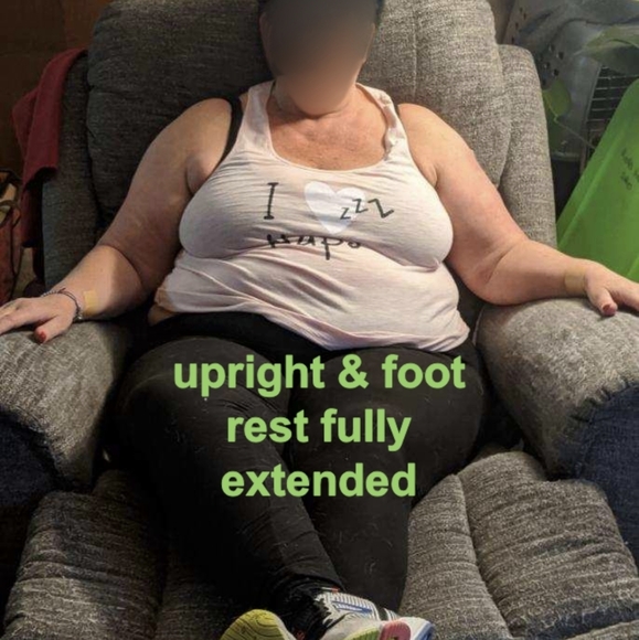 Perfect/New La-Z-Boy Electric Recline 4months old. - Picture 2 of 6